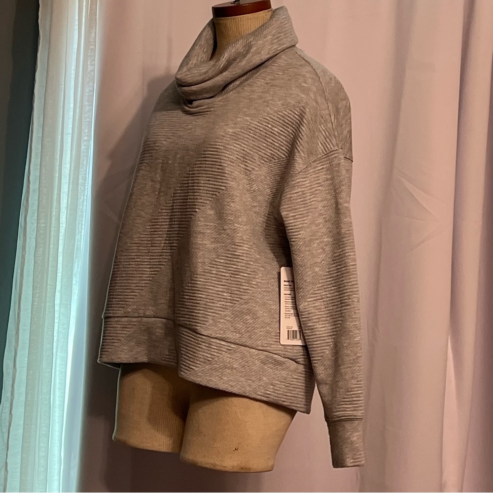 Balance collection at Nordstrom rack women’s cowl gray sweater size xs nwt comfy